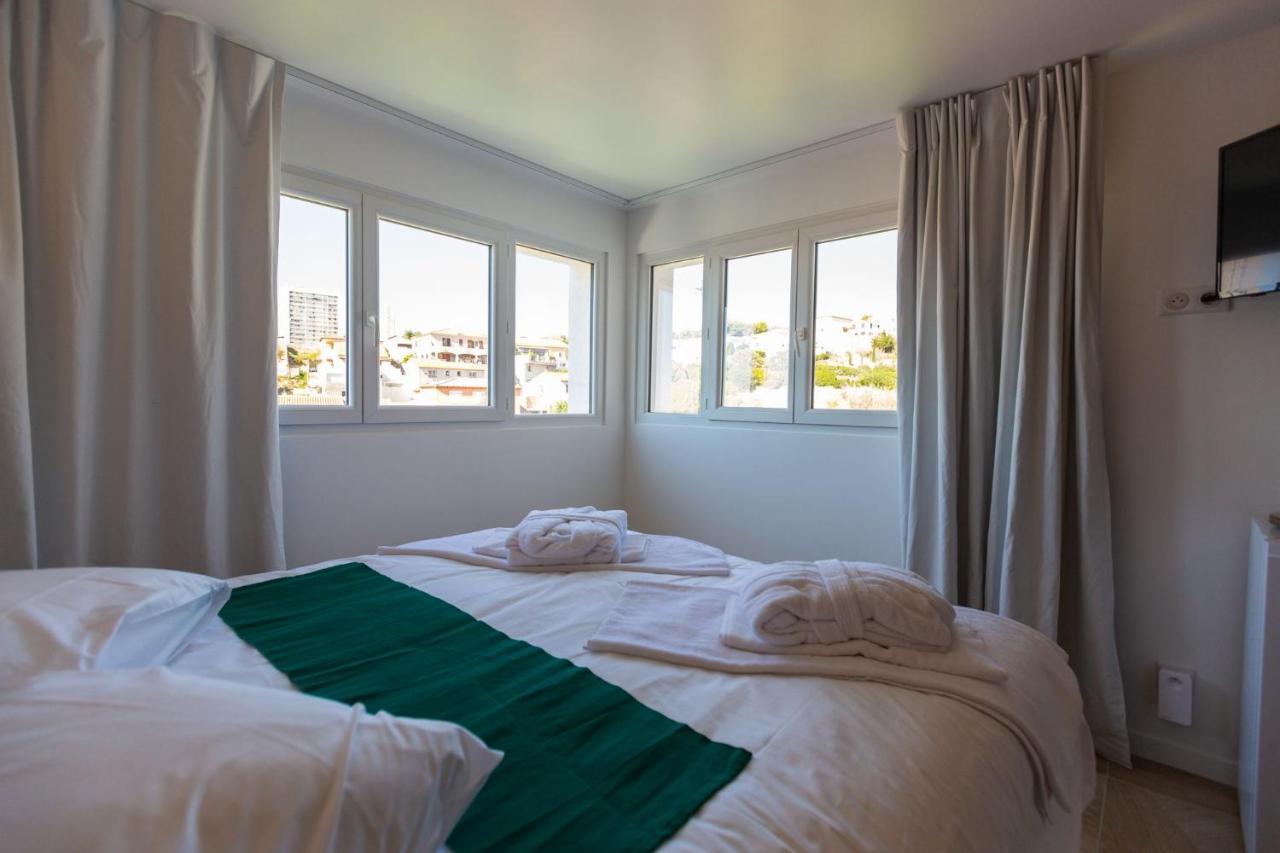 Love Room Du Mont D'Or - Baignoire Spa - Minibar Offert มาร์กเซย ภายนอก รูปภาพ