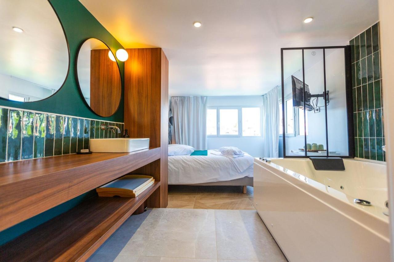 Love Room Du Mont D'Or - Baignoire Spa - Minibar Offert มาร์กเซย ภายนอก รูปภาพ